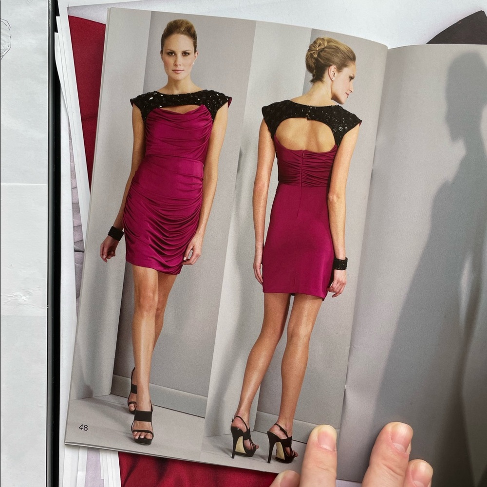 Designer Showroom Embellished Silk Jersey Draped Mini Dress - Picture 10 of 13